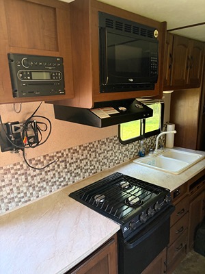2015 JAYCO JAY FEATHER photo 2