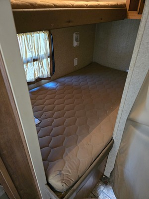2015 COACHMEN CATALINA photo 6