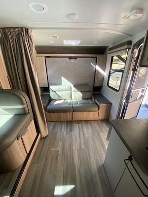 2021 WINNEBAGO MICRO MINNIE photo 6
