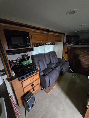 2016 WINNEBAGO MINNIE WINNIE photo 2
