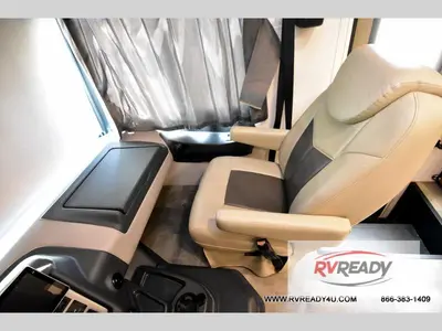 2021 Coachmen RV Mirada photo 37