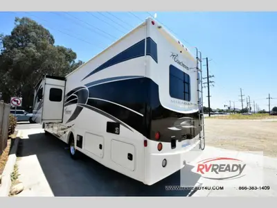 2021 Coachmen RV Mirada photo 4