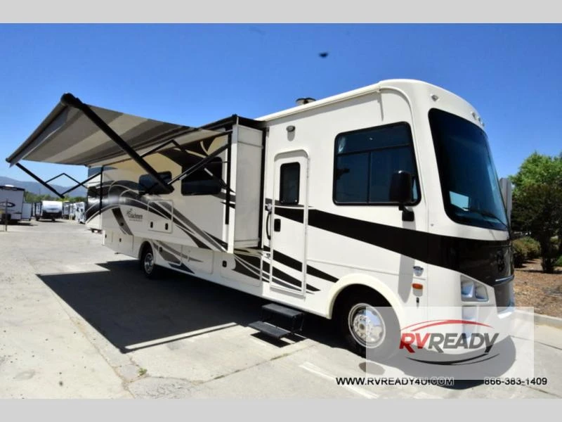 2021 Coachmen RV Mirada exterior