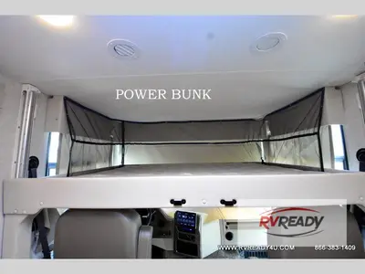 2023 Thor Motor Coach Hurricane photo 34
