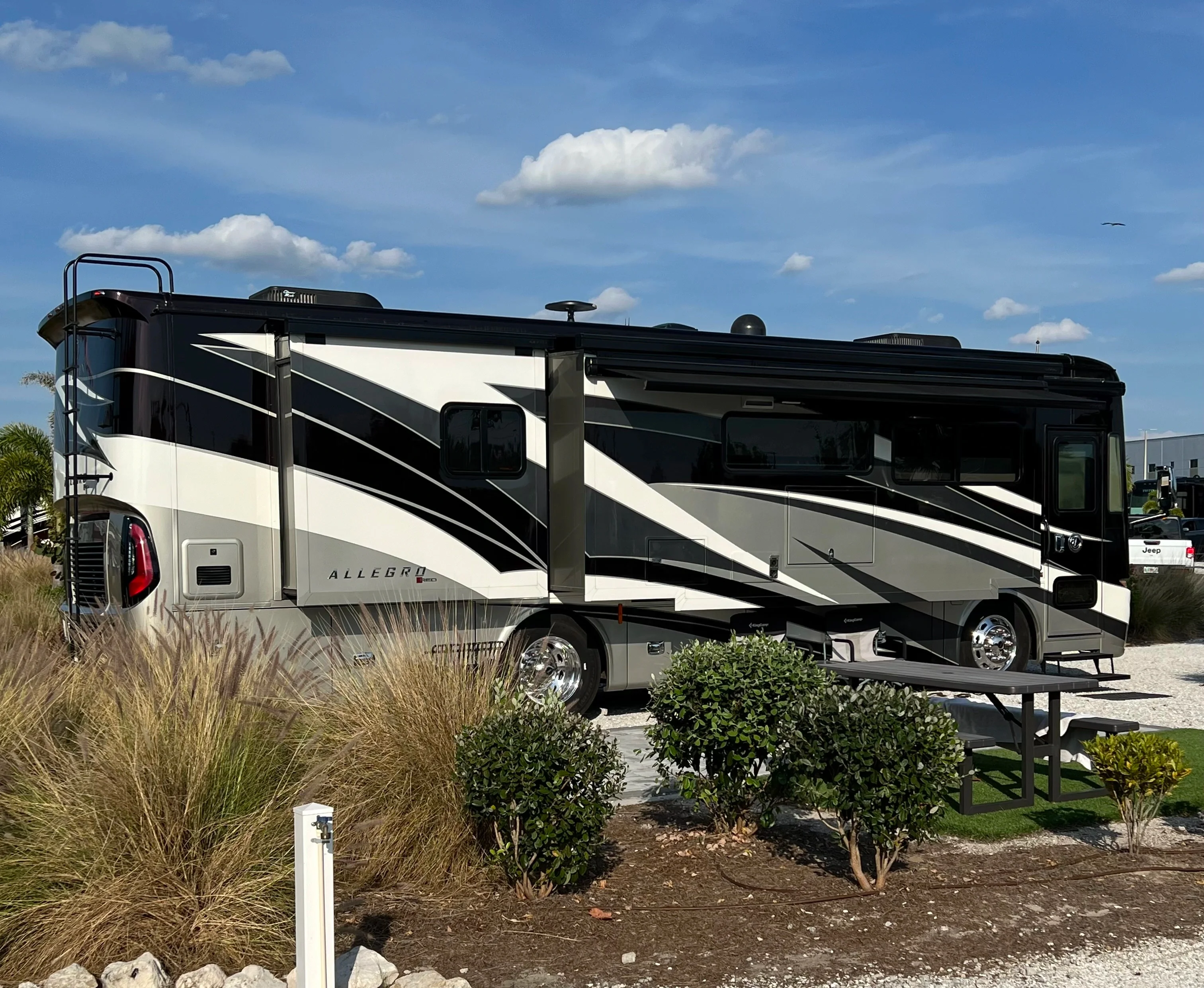 2021 TIFFIN MOTORHOMES ALLEGRO RED exterior
