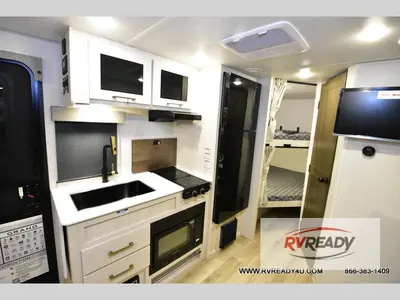 2026 Forest River RV Surveyor Legend photo 9