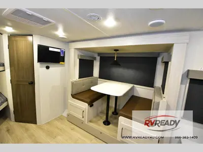 2026 Forest River RV Surveyor Legend photo 8