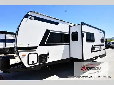 2027 Forest River Surveyor Legend photo 3