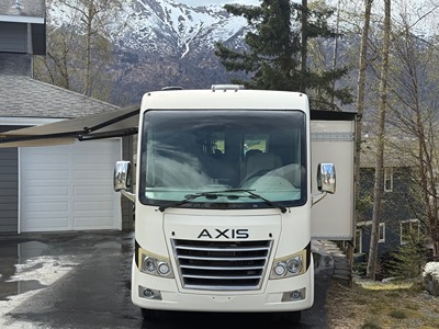 2023 THOR MOTOR COACH AXIS photo 2