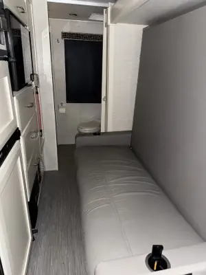 2021 TIFFIN MOTORHOMES WAYFARER photo 4