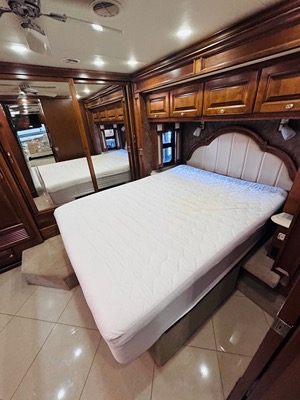 2012 TIFFIN MOTORHOMES PHAETON photo 8