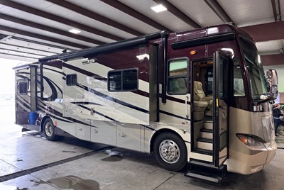 Used 2012 Tiffin Motorhomes Phaeton 36 Qsh