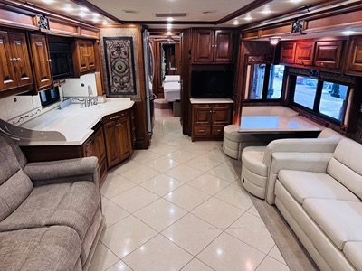 2012 TIFFIN MOTORHOMES PHAETON photo 3