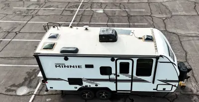 2021 WINNEBAGO MICRO MINNIE photo 4
