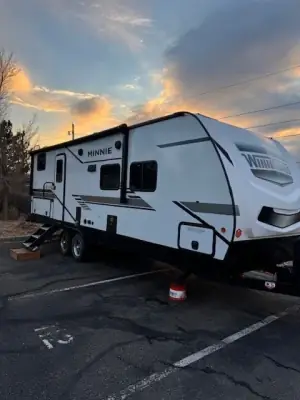 Used 2021 Winnebago Minnie 2301BHS