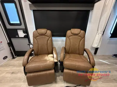 2027 Forest River RV Shockwave photo 13