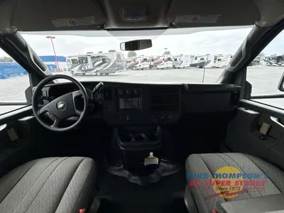 2027 Thor Motor Coach Chateau photo 10