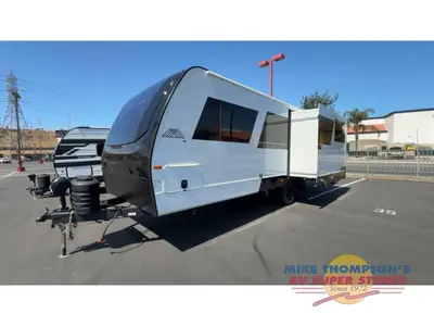 2027 Brinkley Model Ix photo 4