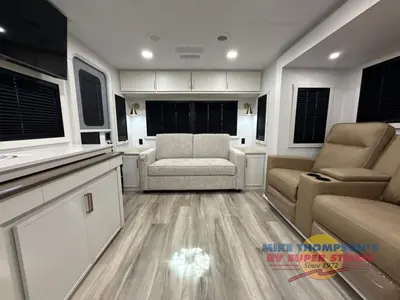 2027 Brinkley Model Ix photo 12