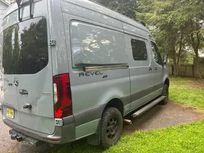 2021 WINNEBAGO REVEL photo 2