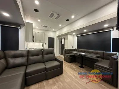 2027 Grand Design Influence photo 10