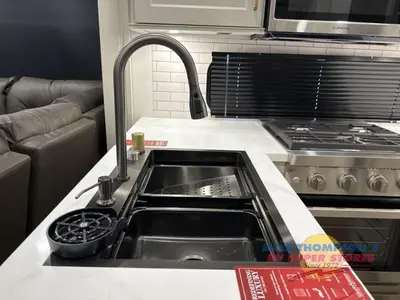 2027 Grand Design Influence photo 24