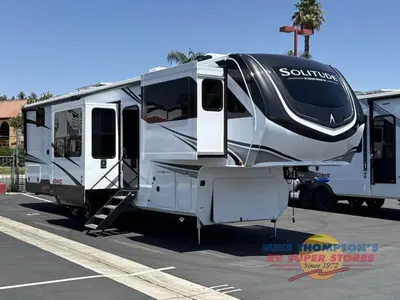 New 2027 Grand Design Solitude 380FL