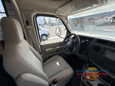 2027 Thor Motor Coach Chateau photo 11