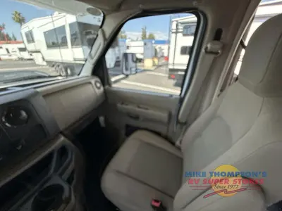 2027 Thor Motor Coach Chateau photo 12