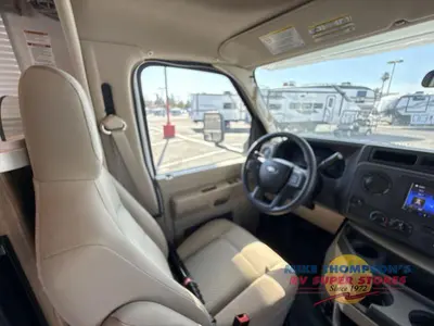 2027 Thor Motor Coach Chateau photo 11