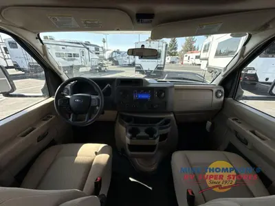 2027 Thor Motor Coach Chateau photo 10