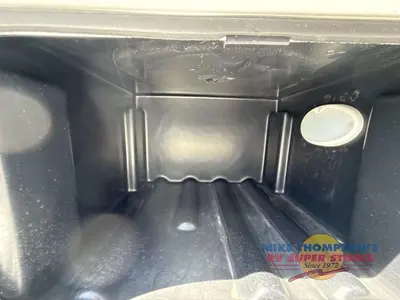 2027 Thor Motor Coach Chateau photo 40