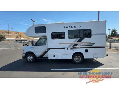 2027 Thor Motor Coach Chateau photo 5