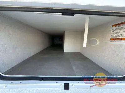 2027 Thor Motor Coach Chateau photo 39