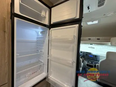 2027 Thor Motor Coach Chateau photo 22