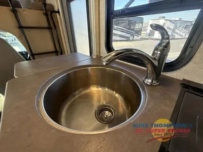 2018 Forest River RV Forester LE photo 26