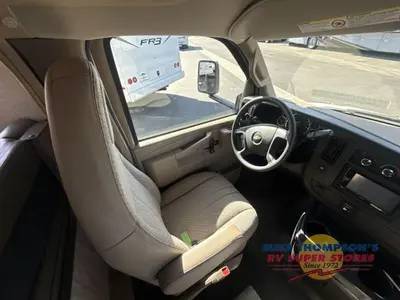 2018 Forest River RV Forester LE photo 14