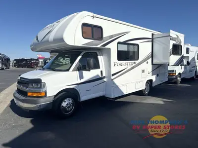 2018 Forest River RV Forester LE photo 10