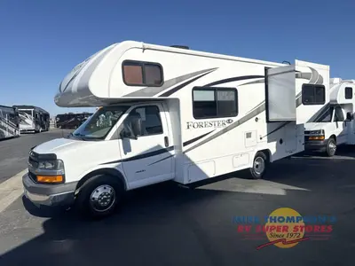 2018 Forest River RV Forester LE photo 8
