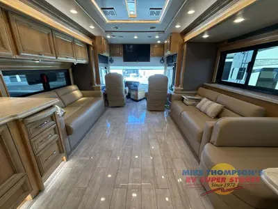2021 Tiffin Motorhomes Phaeton photo 29