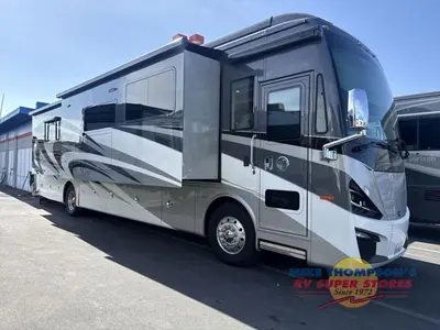 2021 Tiffin Motorhomes Phaeton photo 5