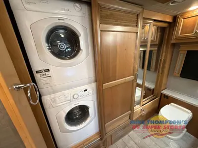 2021 Tiffin Motorhomes Phaeton photo 43