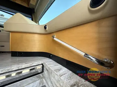 2021 Tiffin Motorhomes Phaeton photo 17