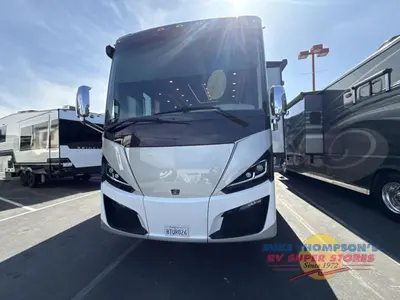 2021 Tiffin Motorhomes Phaeton photo 6
