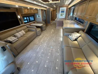 2021 Tiffin Motorhomes Phaeton photo 22