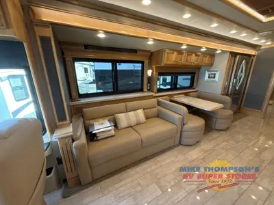 2021 Tiffin Motorhomes Phaeton photo 25