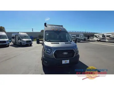2027 Coachmen RV Beyond photo 3