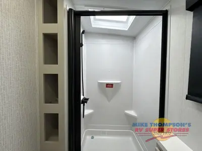 2027 Grand Design Imagine photo 33