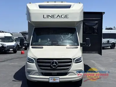 2027 Grand Design Lineage Series M photo 37