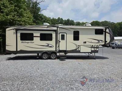 2016 Forest River RV Wildwood Heritage Glen photo 9